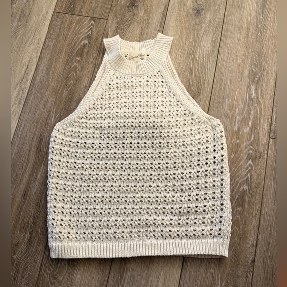 Universal Thread Tops - #7) Universal Thread sleeveless knit top M